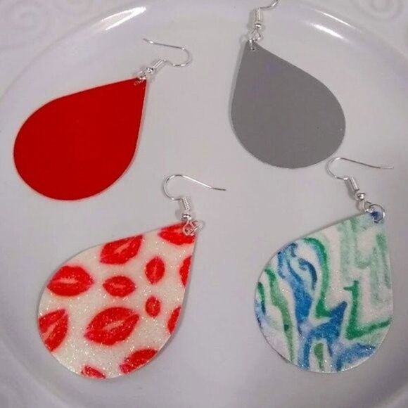 Sparkling Smooches & Stormy Waves Teardrop Earring Duo - Picture 3 of 6